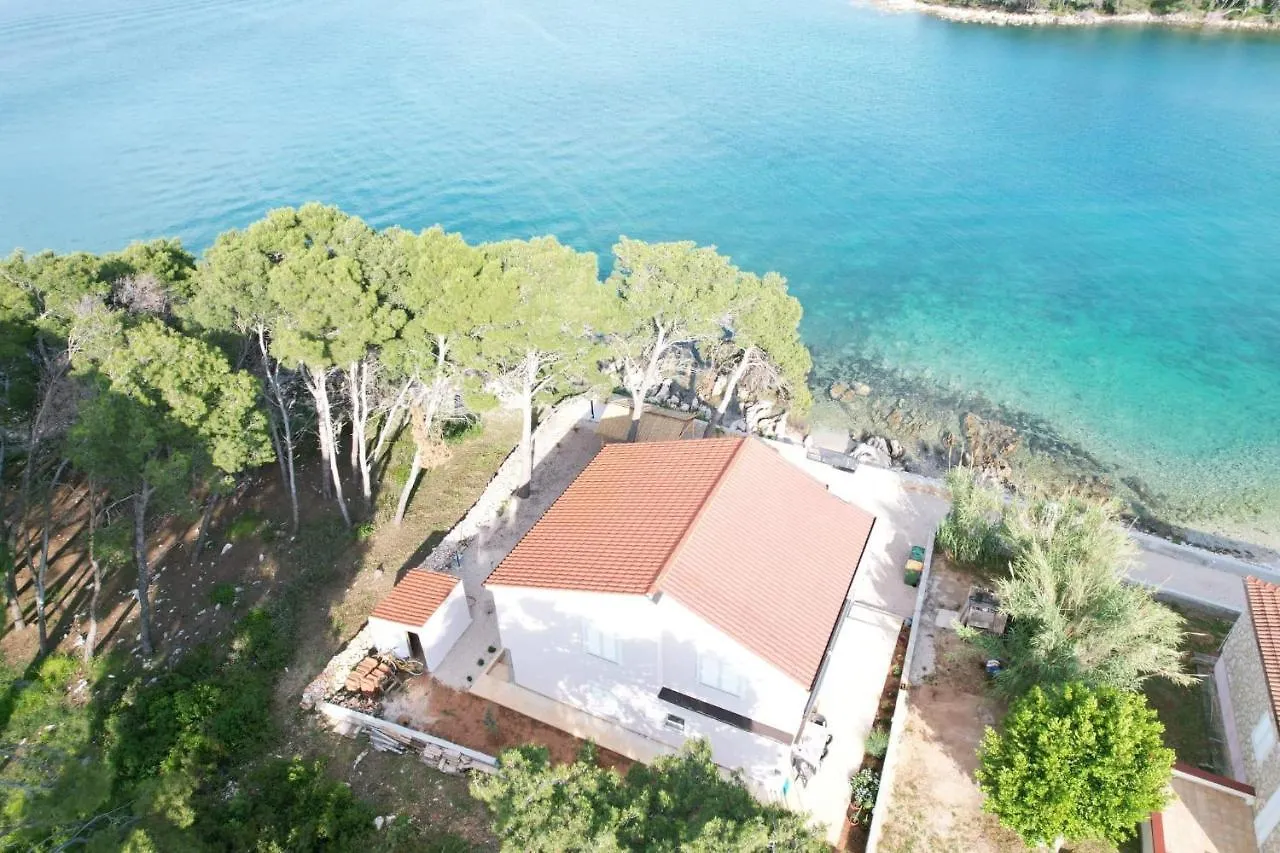 Apartments By The Sea Ugljan - 19580 Croatia